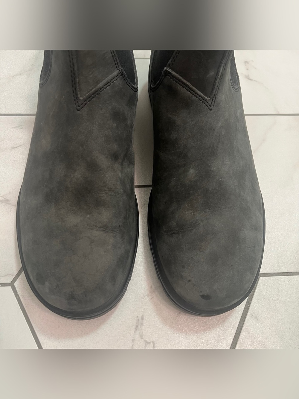 Blundstone 587 Rustic Black
Premium Leather Chelsea Boots
Size 12 Mens - Picture 2 of 12